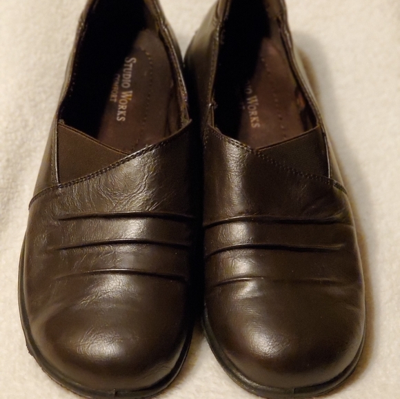 Shoes - Picture 2 of 2